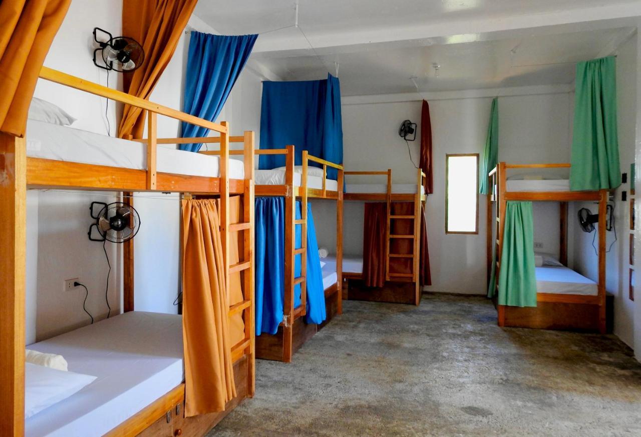 ג'נרל לונה Three Little Birds Surf Hostel מראה חיצוני תמונה
